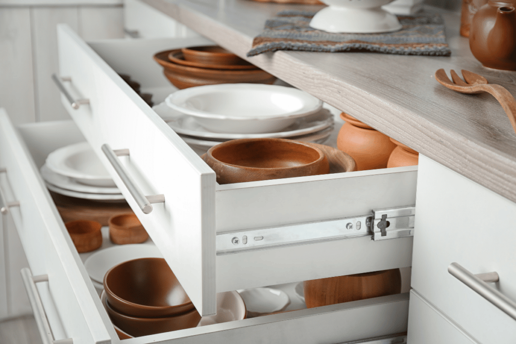 dicas para organizar as gavetas da cozinha