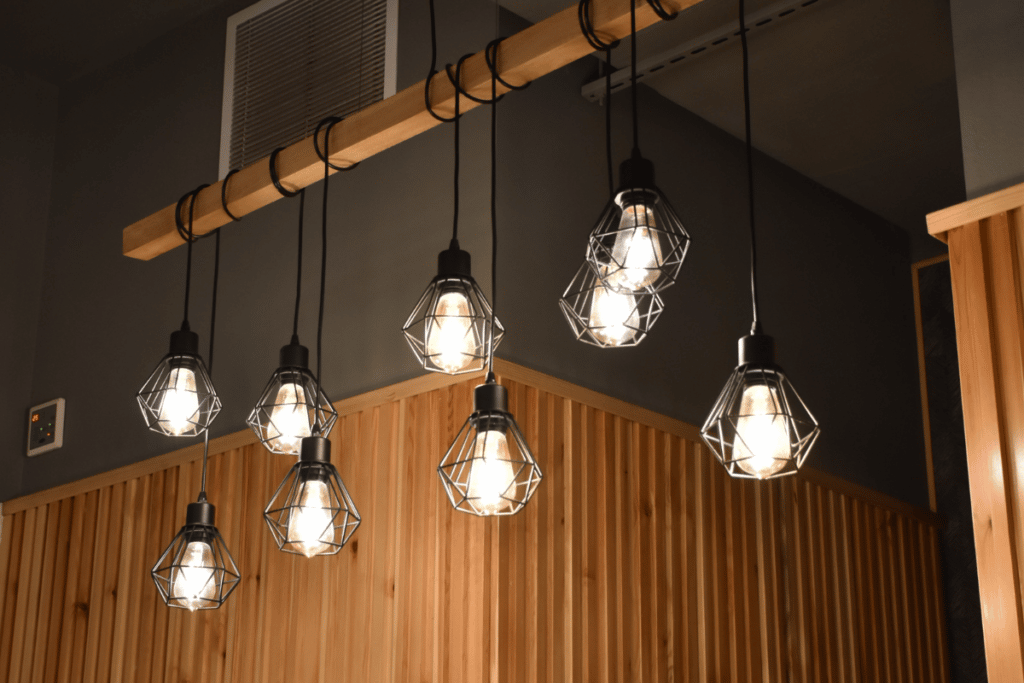 Luminárias pendentes na decoração
