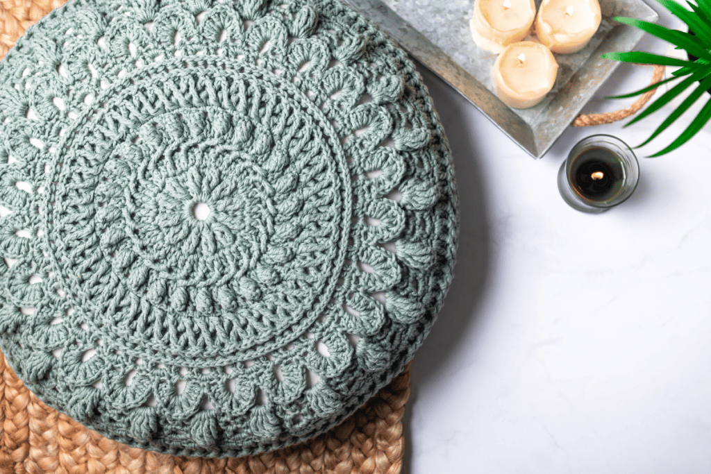 peças com crochê na decoração