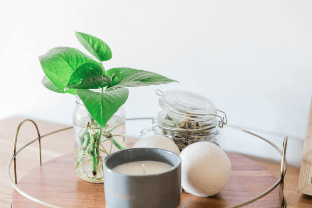 Decoração de casa com velas em macramê