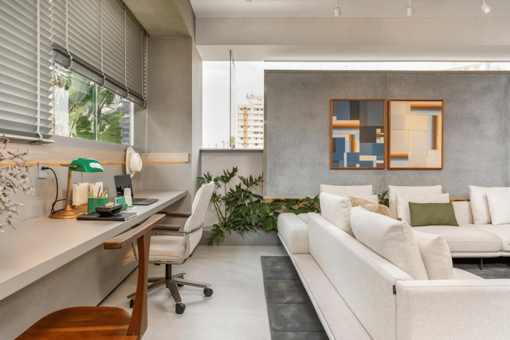 home office integrado na sala de estar