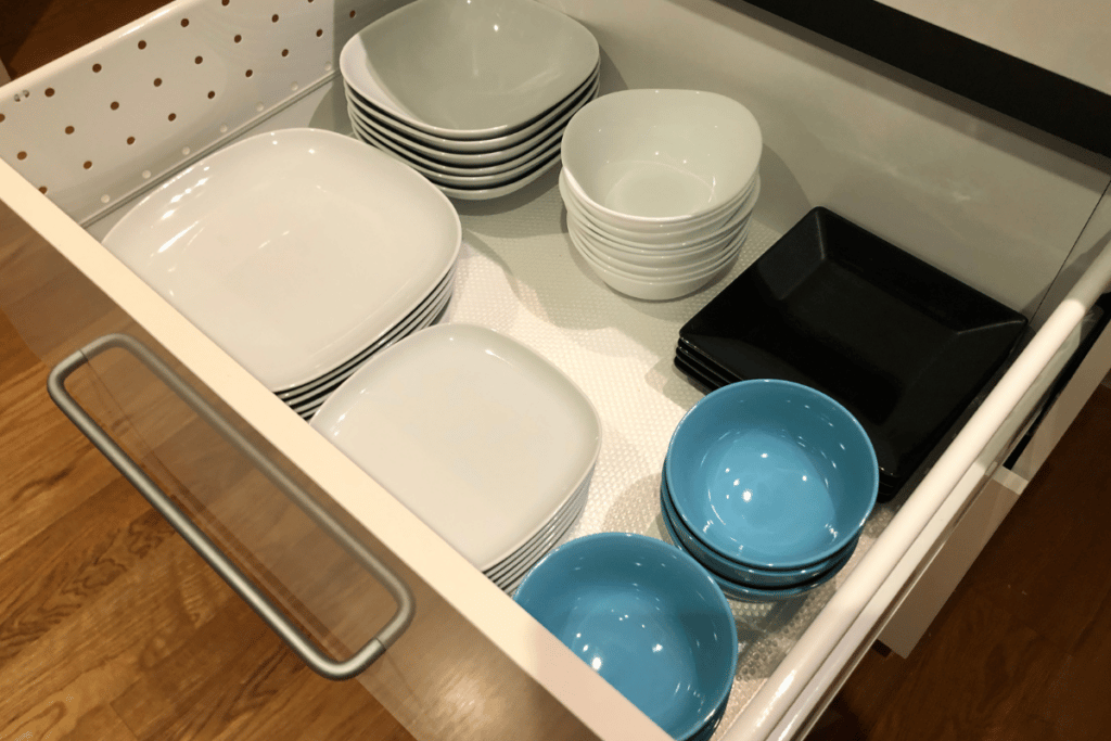 organização para as gavetas da cozinha