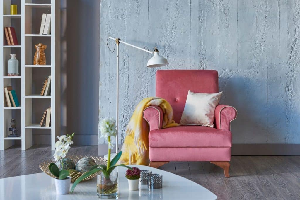 objetos coloridos na decoração
