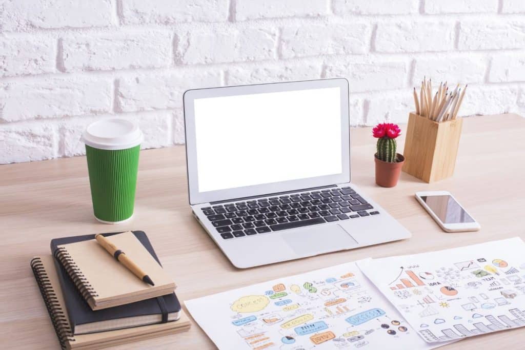 como organizar a mesa do trabalho