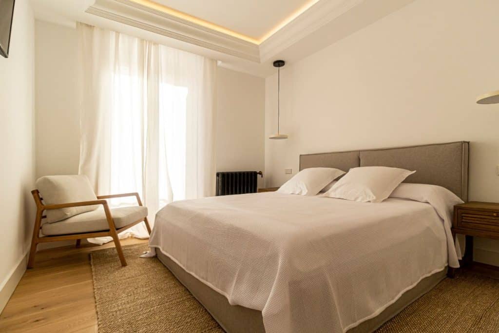 qual cortina escolher para seu quarto