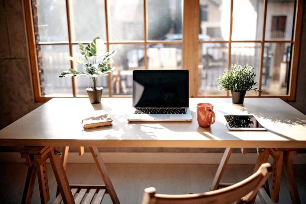 truques para home office no quarto