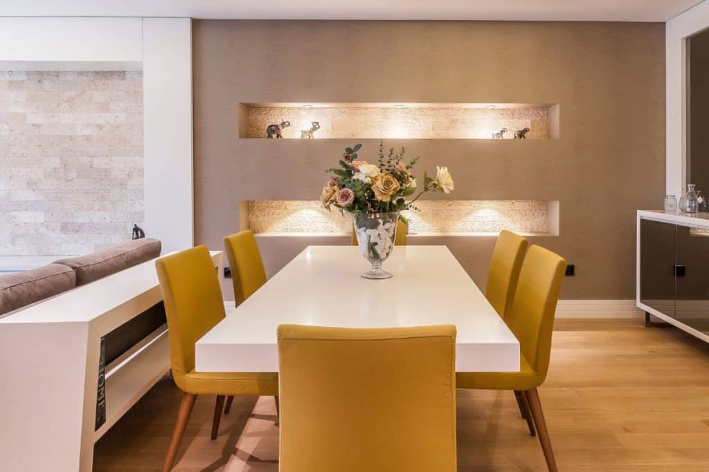 Capas para as cadeiras da mesa de jantar