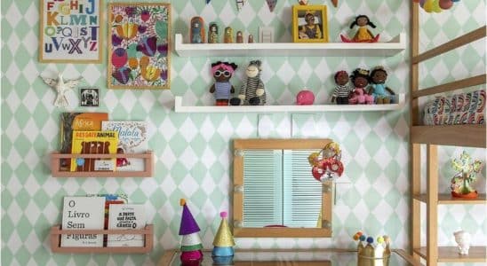 Como organizar quarto infantil com prateleiras
