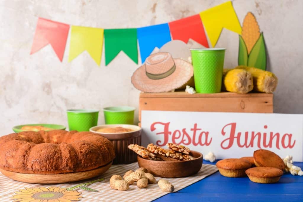 Decoração de festa junina simples e barata