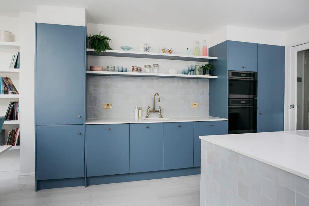 azul na cozinha