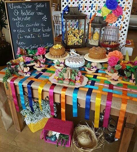 mesa simples e barata de festa junina