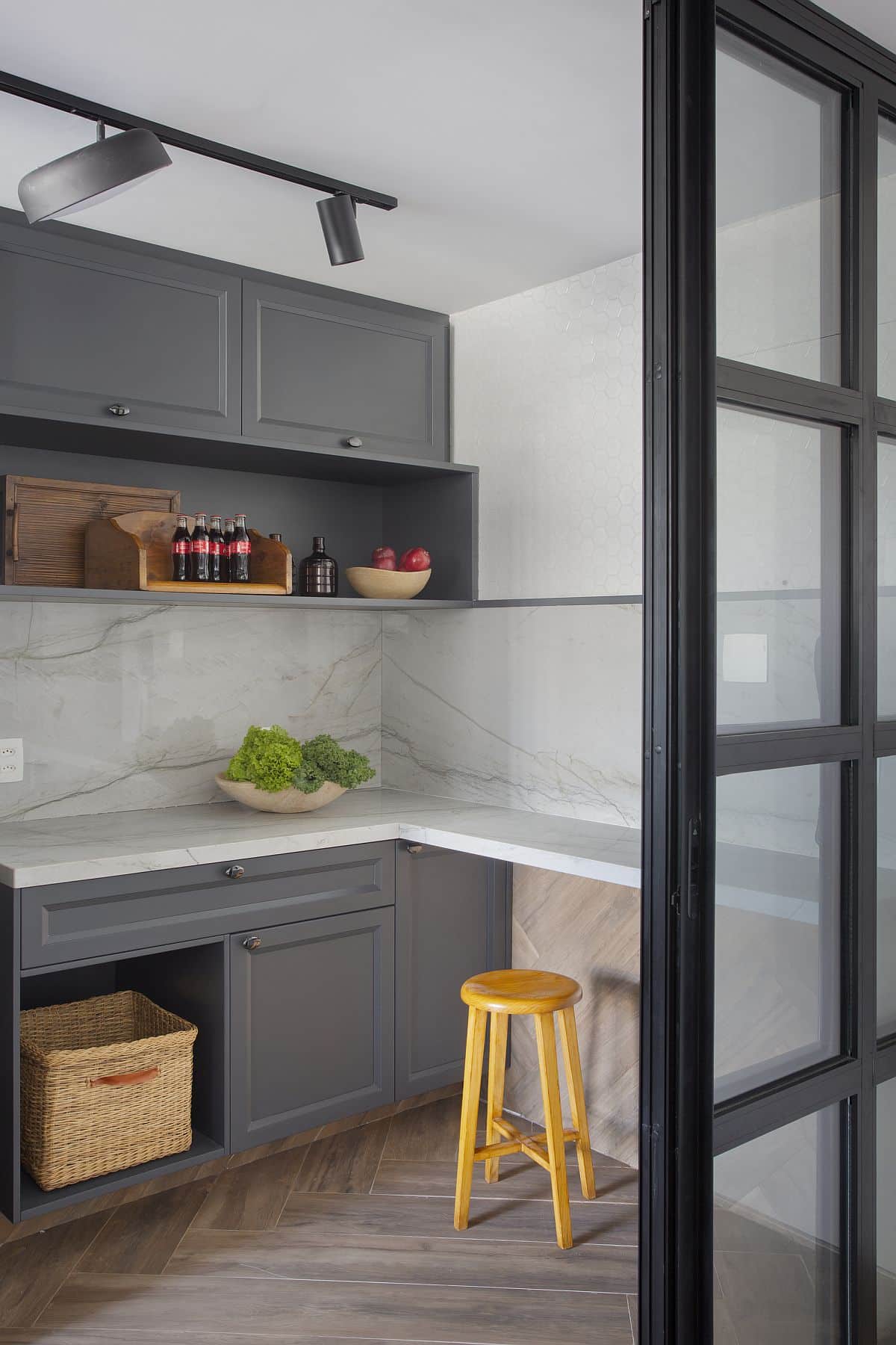 ideia para cozinha pequena e planejada