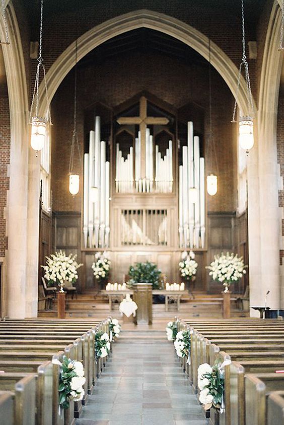 decoração de igreja para casamento