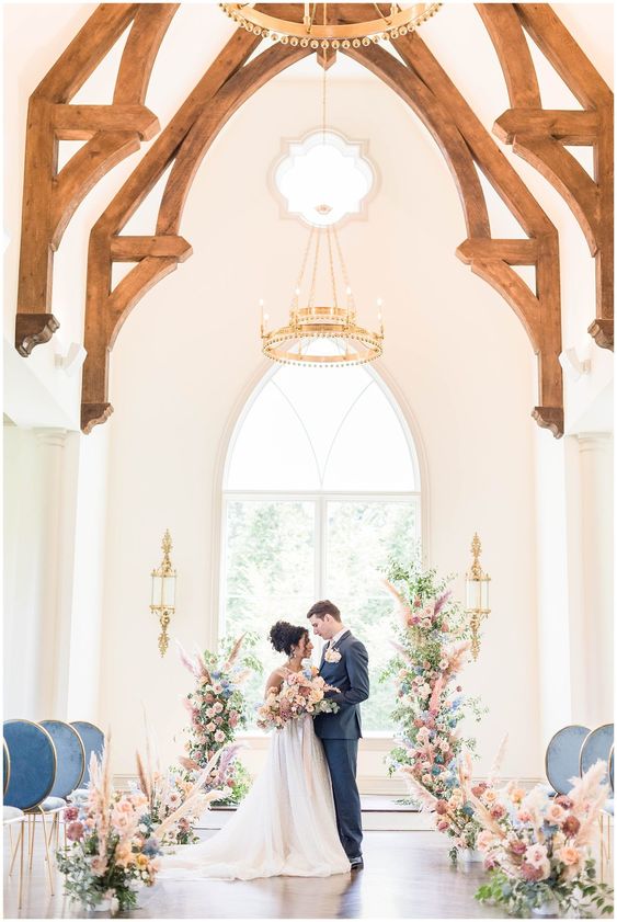 decoração de igreja para casamento