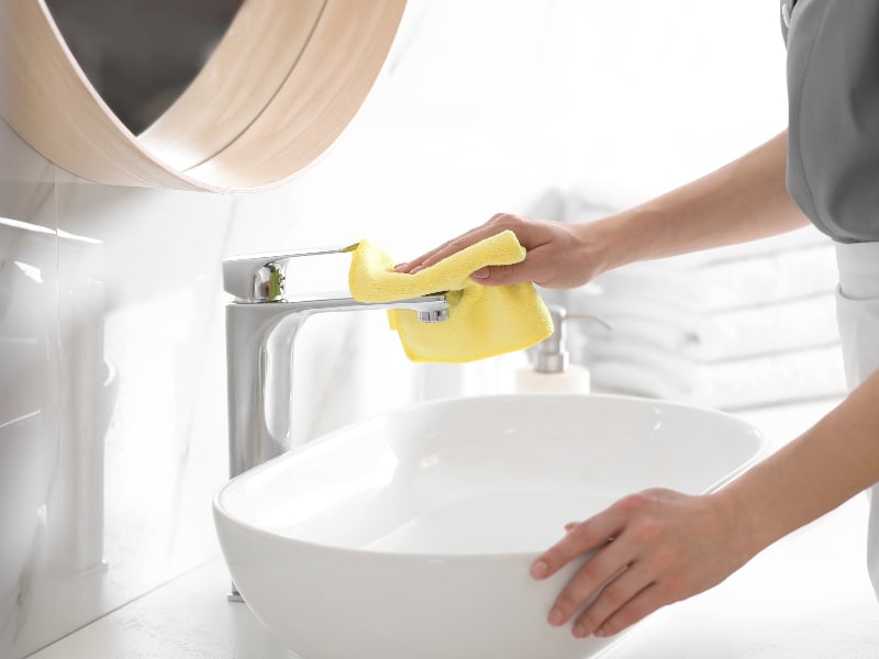 5 tarefas simples para cuidar da casa