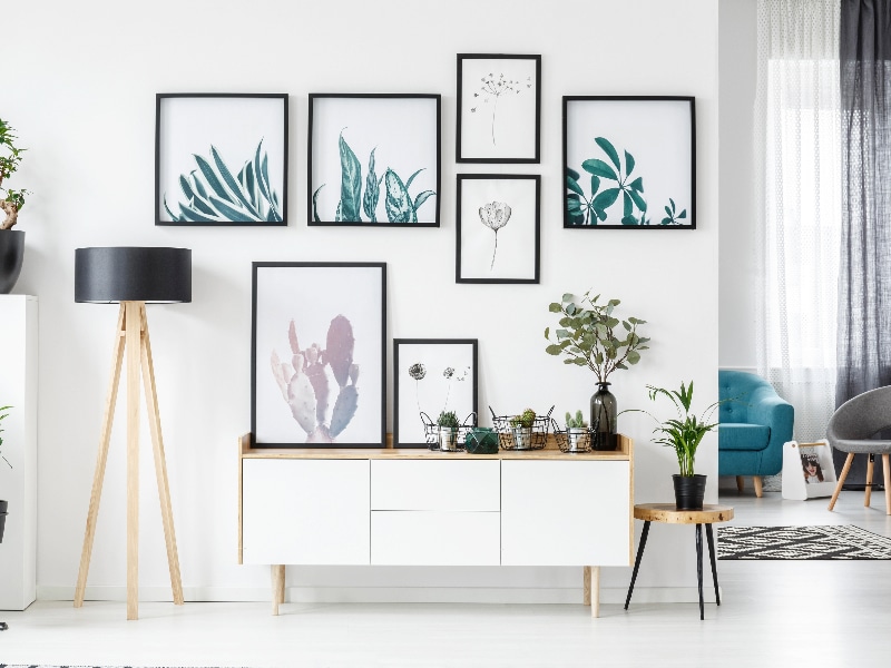 galeria de parede na sala de estar