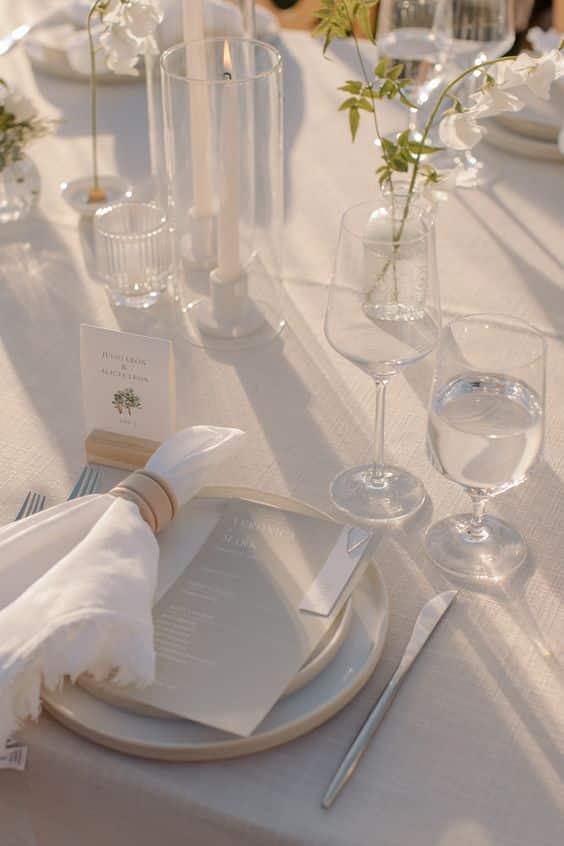 mesa de casamento minimalista