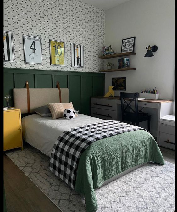 quarto decorado no tema futebol
