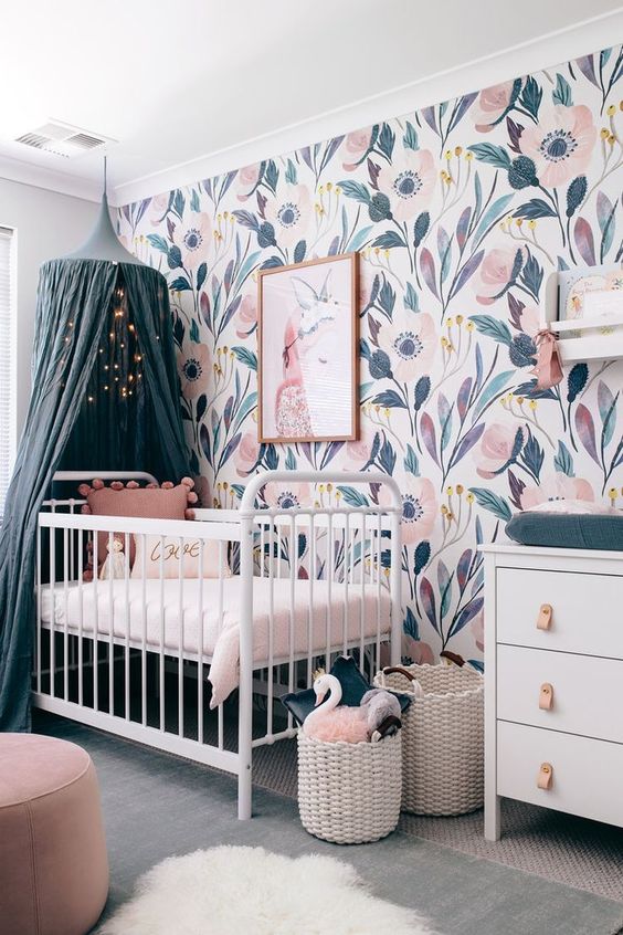 quarto de bebe floral