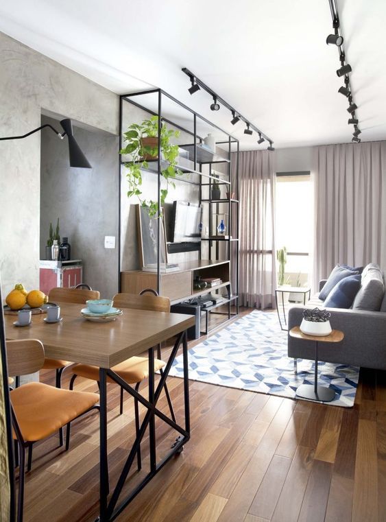 sala industrial no apartamento pequeno