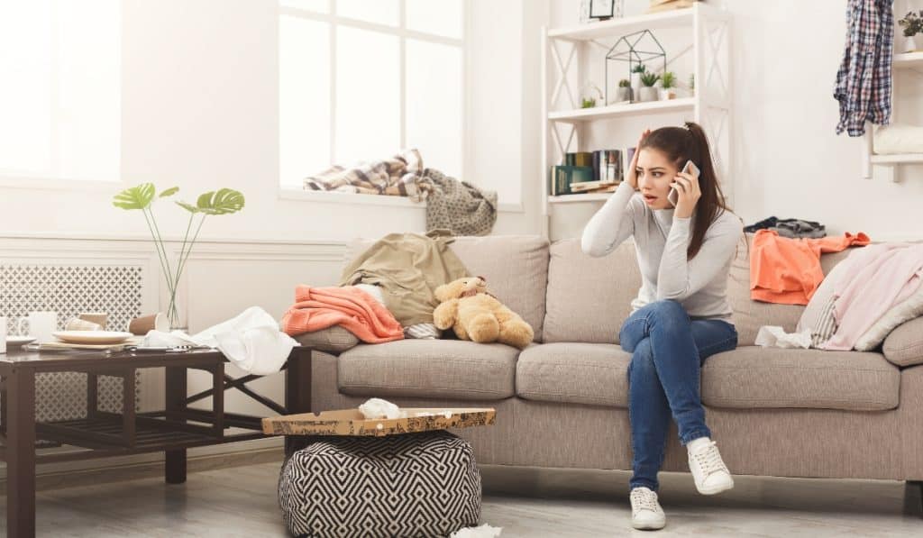 5 sinais de que sua casa está bagunçada e como resolver